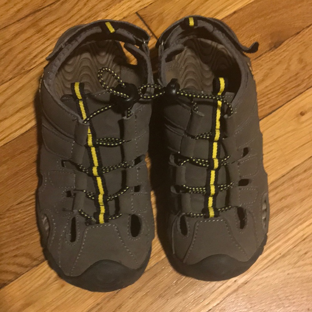 Boy sandals